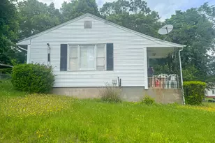 140 Bailey Ave, Meriden, CT 06451 - Photo 5
