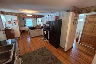 156 Federal St, West Hartford, CT 06110 - Photo 9