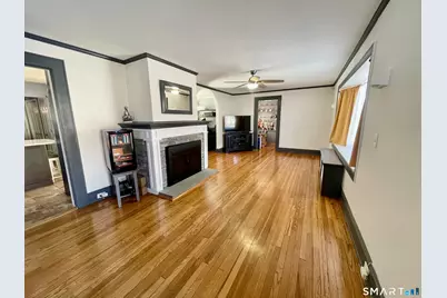 405 Westfield Avenue, Bridgeport, CT 06606 - Photo 3