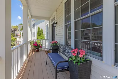 9 Washington Circle #9, Southbury, CT 06488 - Photo 3