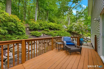 30 Yorkshire Drive, Waterford, CT 06385 - Photo 23