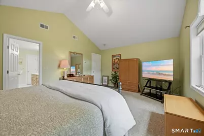 30 Yorkshire Drive, Waterford, CT 06385 - Photo 33