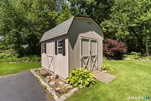7 Winthrop Dr, Shelton, CT 06484 - Photo 31