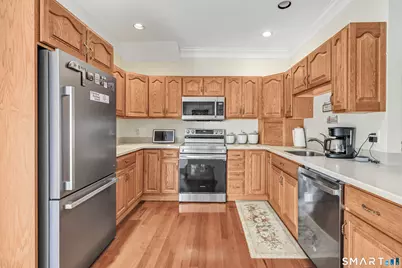 182 Summerfield Gardens #182, Shelton, CT 06484 - Photo 13