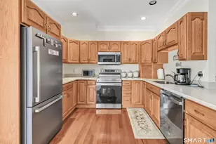 182 Summerfield Gardens, Shelton, CT 06484 - Photo 13