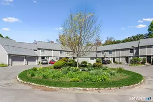 33 Strathmore Ln, Norwalk, CT 06880 - Photo 5