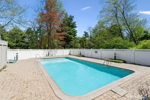 33 Strathmore Ln, Norwalk, CT 06880 - Photo 7