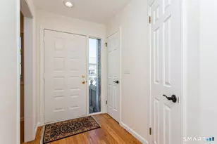 33 Strathmore Ln, Norwalk, CT 06880 - Photo 9