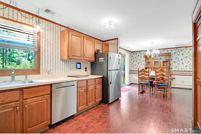 96 Woods Hollow Road, Suffield, CT 06093 - Photo 9