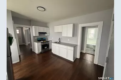 231 Goddard Avenue #1st Floor, Bridgeport, CT 06610 - Photo 9