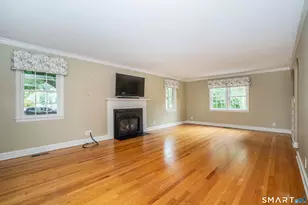 1040 Farmington Ave, West Hartford, CT 06107 - Photo 9