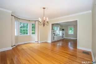 1040 Farmington Ave, West Hartford, CT 06107 - Photo 11