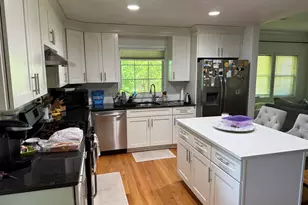 17 Oenoke Pl, Stamford, CT 06907 - Photo 5