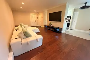 10 Scuppo Rd, Danbury, CT 06811 - Photo 3