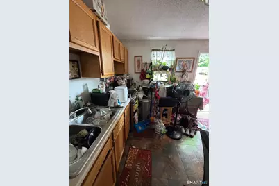 82 Bushnell Street, Hartford, CT 06114 - Photo 5