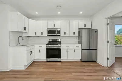 30 Dora Street, Stamford, CT 06902 - Photo 3