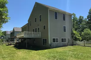 25 Meg Way, Windsor Locks, CT 06096 - Photo 3