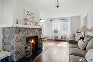 35 Faucett St, Stamford, CT 06906 - Photo 3