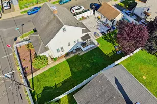 35 Faucett St, Stamford, CT 06906 - Photo 23