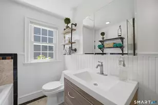 65 Beaver St, Fairfield, CT 06824 - Photo 23