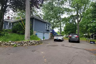 249 Circle Dr, Stratford, CT 06614 - Photo 9