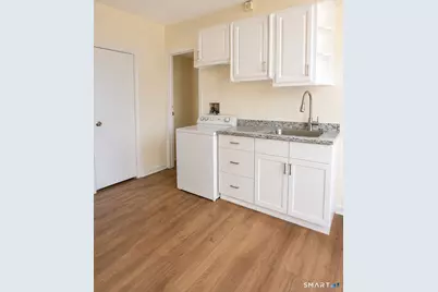6 East Walnut Street #1R, Stamford, CT 06902 - Photo 5