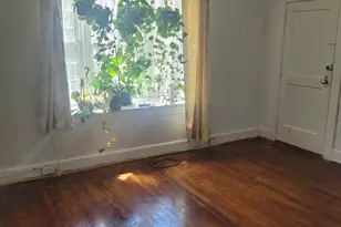 606 Wilmot Ave, Bridgeport, CT 06607 - Photo 5