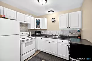 88 Church St, Enfield, CT 06082 - Photo 21