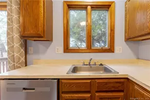 22 Windwood Dr, Windsor Locks, CT 06096 - Photo 31