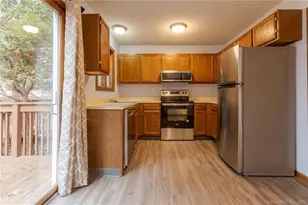 22 Windwood Dr, Windsor Locks, CT 06096 - Photo 19