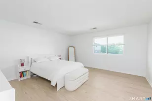 140 Thompson St, East Haven, CT 06513 - Photo 15