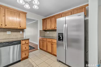 202 Glen Hills Road, Meriden, CT 06451 - Photo 9