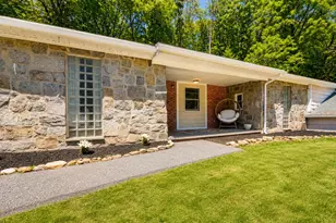 22 Circle Dr, Ashford, CT 06278 - Photo 5