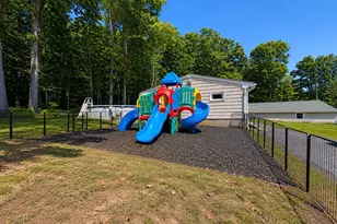 22 Circle Dr, Ashford, CT 06278 - Photo 33