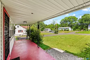 521 W Wolcott Ave, Windsor, CT 06095 - Photo 9