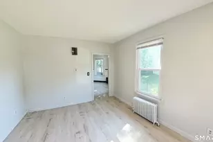 3 Pasco St, Meriden, CT 06451 - Photo 11