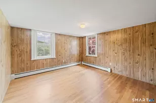 35 Pearl St, Seymour, CT 06483 - Photo 17