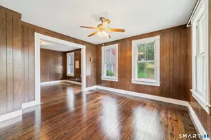 35 Pearl St, Seymour, CT 06483 - Photo 23