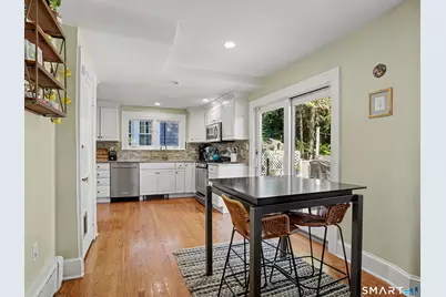 107 Knapp Street, Stamford, CT 06907 - Photo 9