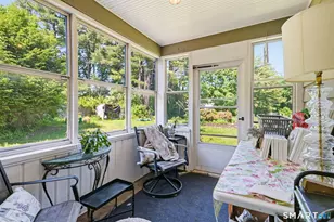 542 Halladay Ave W, Suffield, CT 06078 - Photo 9
