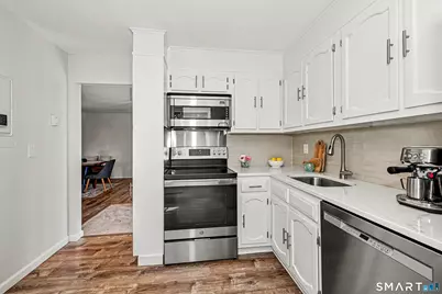 199 Gregory Boulevard #H2, Norwalk, CT 06855 - Photo 5