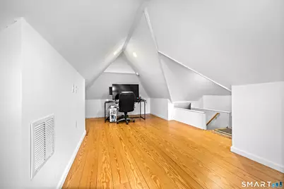 180 Rockland Road, Fairfield, CT 06825 - Photo 25