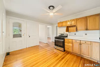 29 Sprague Street, Waterbury, CT 06704 - Photo 5