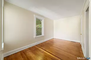29 Sprague St, Waterbury, CT 06704 - Photo 9