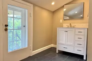 251 Edwards St, New Haven, CT 06511 - Photo 13