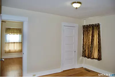 37 Putnam Street, Bristol, CT 06010 - Photo 11