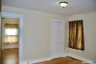 37 Putnam St, Bristol, CT 06010 - Photo 11