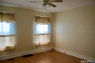 37 Putnam St, Bristol, CT 06010 - Photo 3