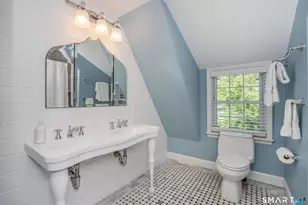 57 Woodridge Cir, West Hartford, CT 06107 - Photo 21