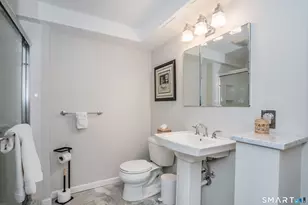 57 Woodridge Cir, West Hartford, CT 06107 - Photo 31